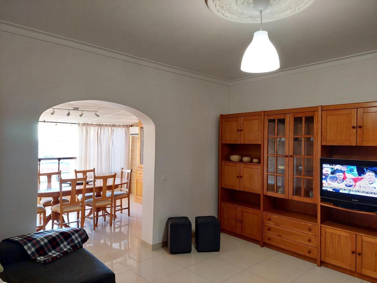 Casa Da Alegria - Apartamento Acolhedor No Centro De Olhão Dış mekan fotoğraf